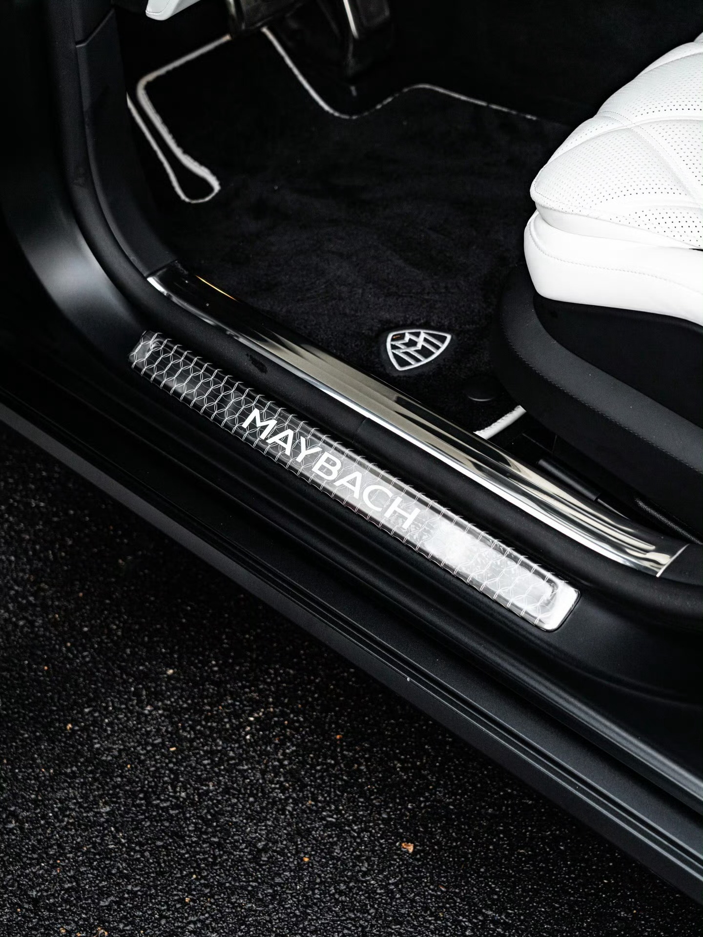 梅赛德斯–MAYBACH S680