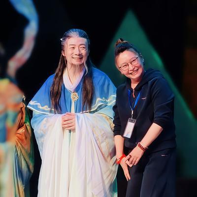 刘天池在节目《交锋》中谈到，有网友吐槽祖峰长出小肚子。她说，这句评论特别戳人，祖