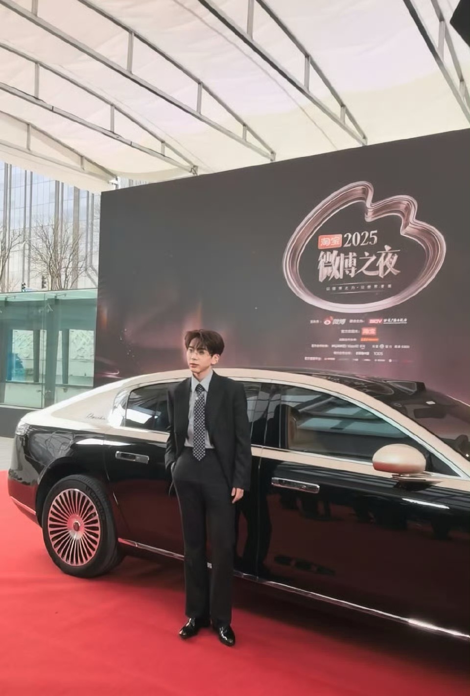 微博之夜红毯欧巴的状态看起来太好了 