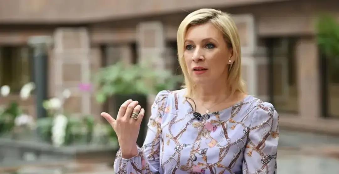 标题：扎哈罗娃怒怼卡拉斯“该叫精神病医生”！鲁比奥不愿见她的原因终于懂了
莫斯科