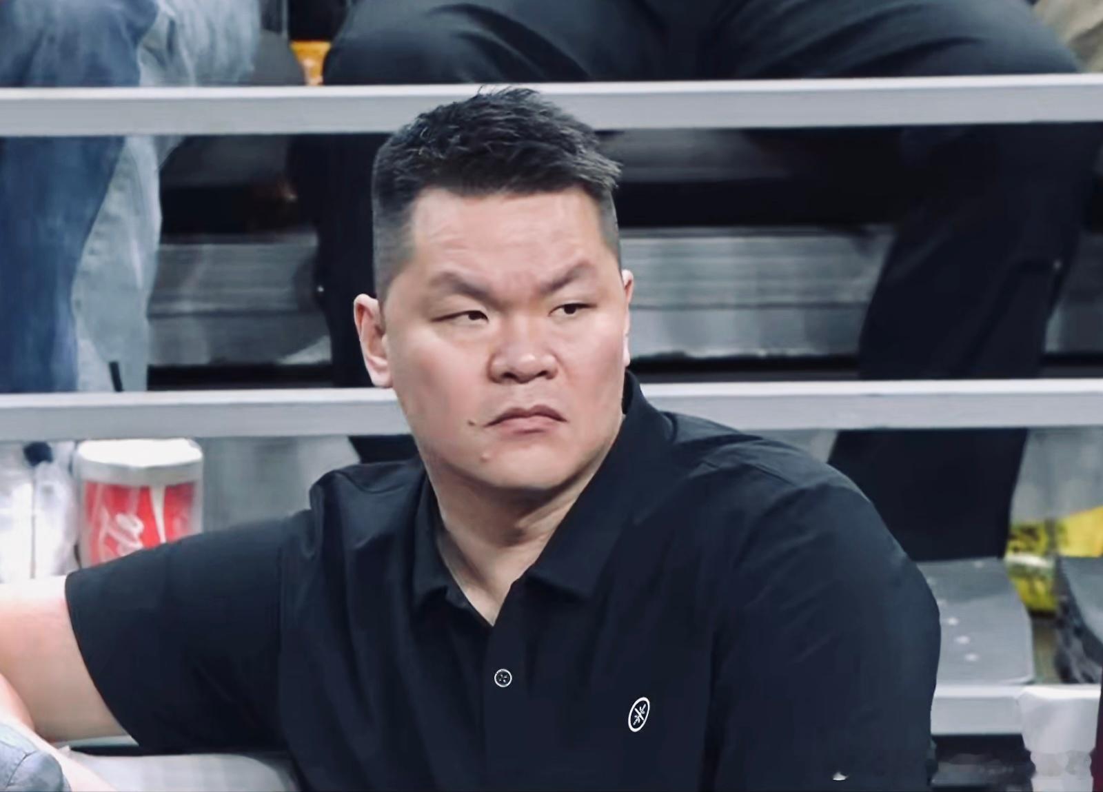 广东宏远男篮遭遇赛季危机：一旦明天晚上G2再输给广州男篮，将触发两大耻辱纪录1.