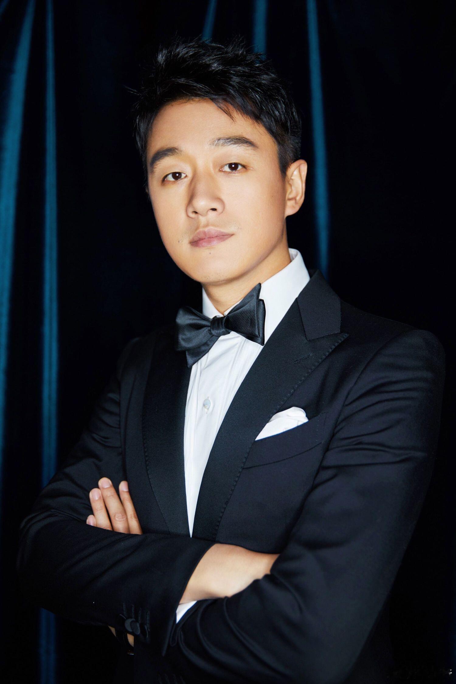 网剧登场阵容官宣网剧登场 棋局已成，众生入局，每个角色都带着自己的目的与秘密登场