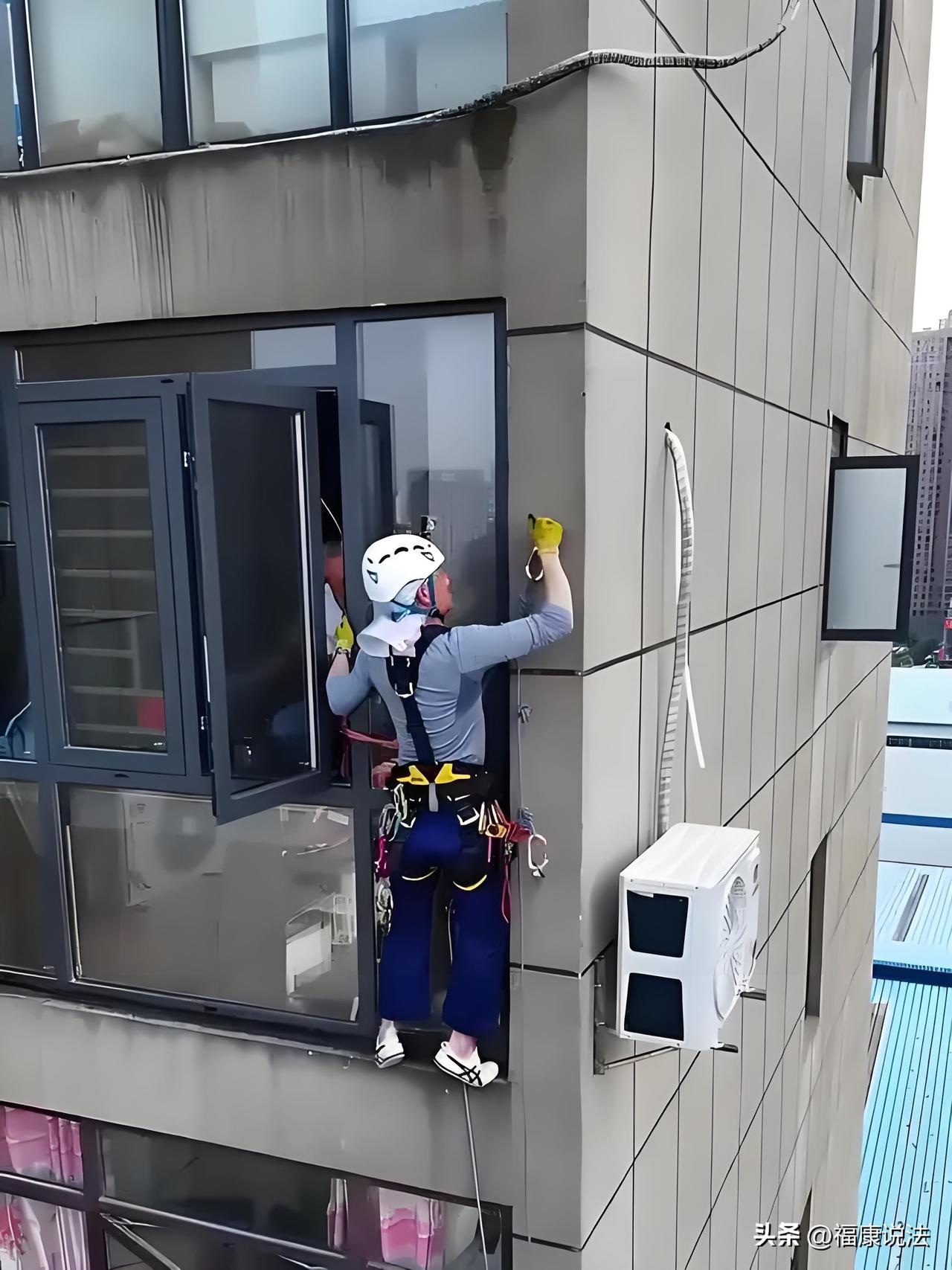 “冤不冤？”内蒙古，男子租房，要求房东更换空调，房东找了一个师傅，谁料，师傅安装