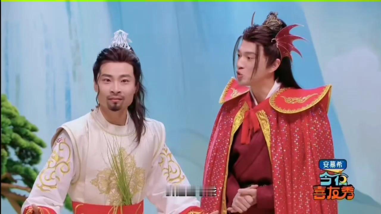 宋木子这个表演是在干嘛呢哈哈哈哈 娱乐圈里带龙的都被说了一遍宋木子我是宋威龙还是