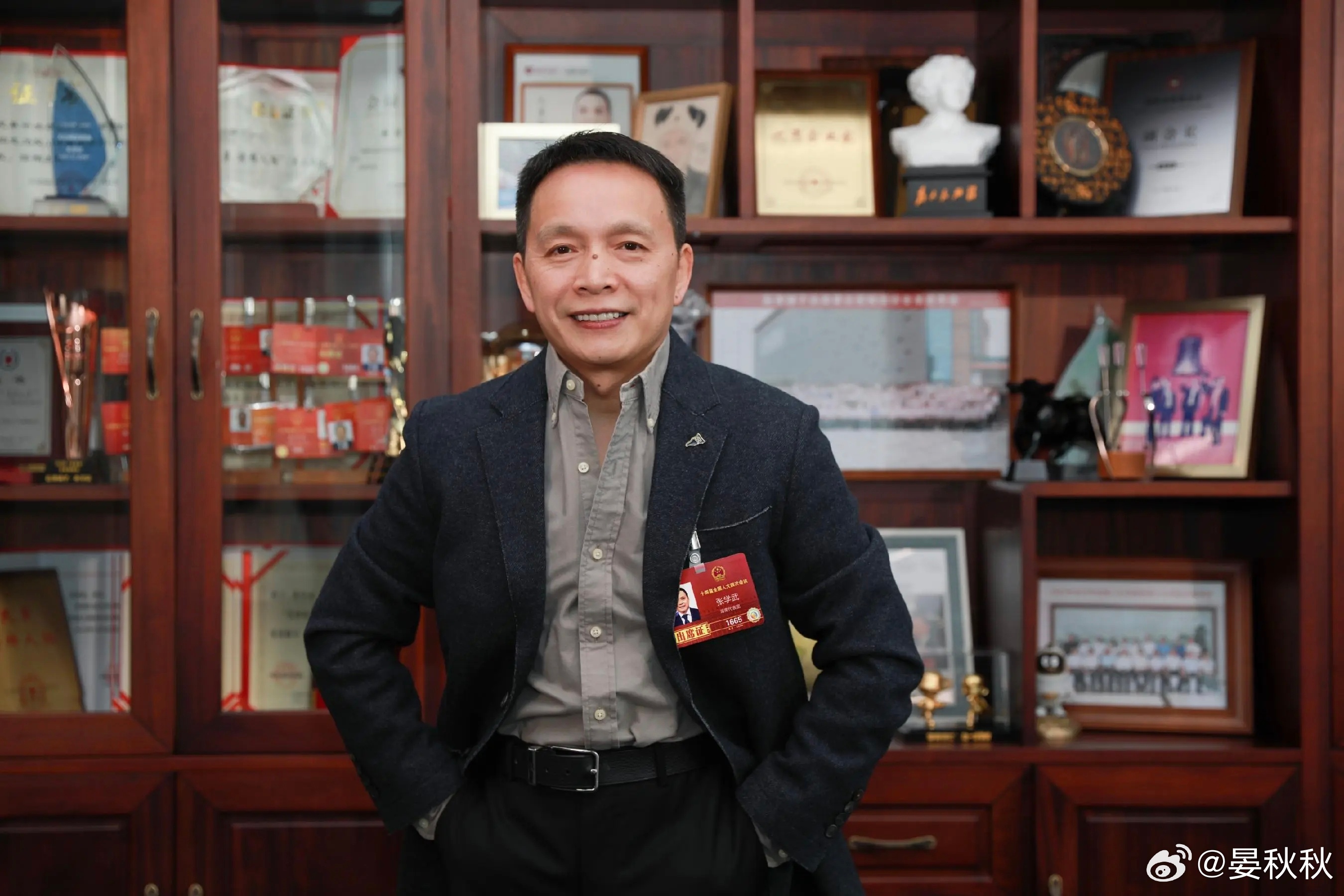 善待老农民是一种偿还能不能用5年时间，把“老农民”的养老金，提高到每月一千元？根