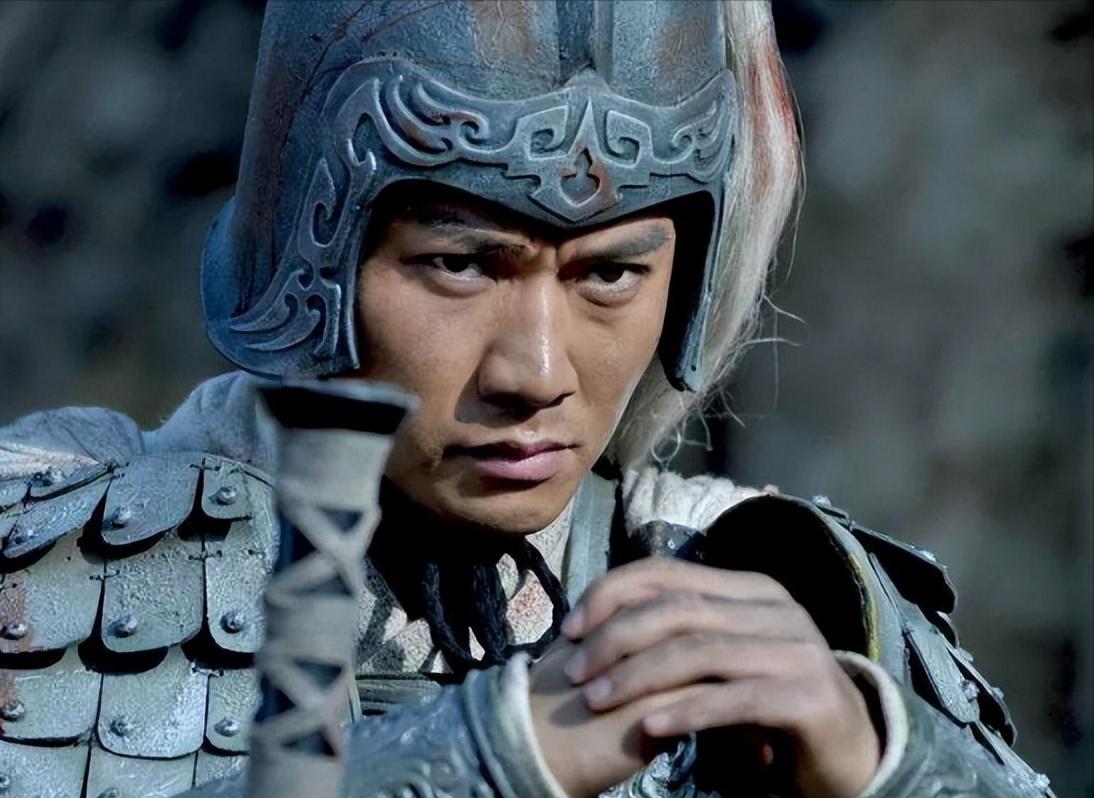 赵云不可能战胜的三员武将:
1.河北四庭柱——文丑
文丑是吕布手下头号猛将，位居