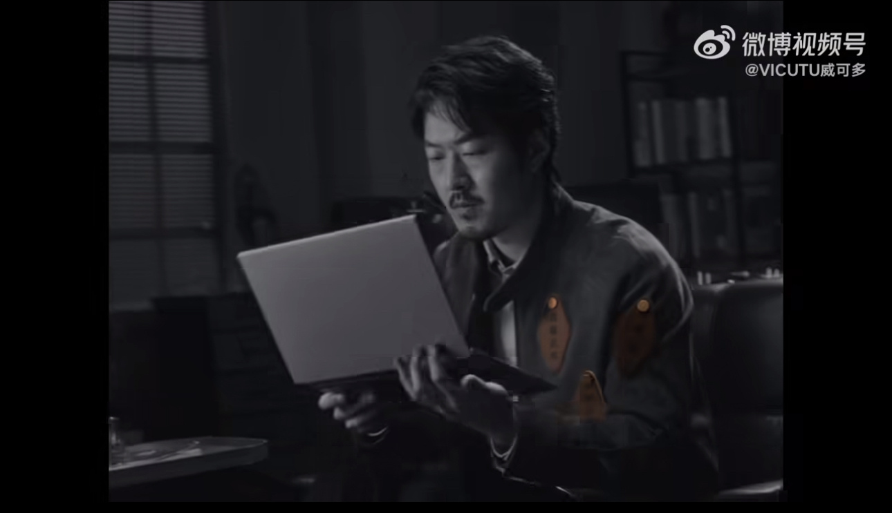 刘昊然VICUTU不被定义的人生看完刘昊然新微电影，我当场撕掉了身上的标签刚刷完