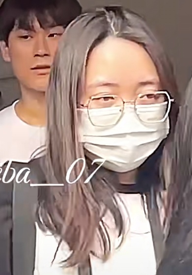 这大妈越来越肥怎么回事 