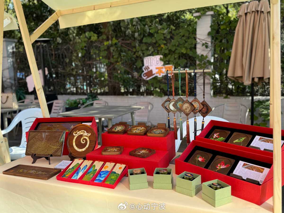 宁波余姚赋能全职妈妈非遗技艺点亮人生 余姚推出“文创+”非遗赋能项目，助力全职妈