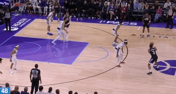 爵士观察：基扬特-乔治对阵独行侠37+6+5亮眼发挥图1接森萨博回传后单打硬解：