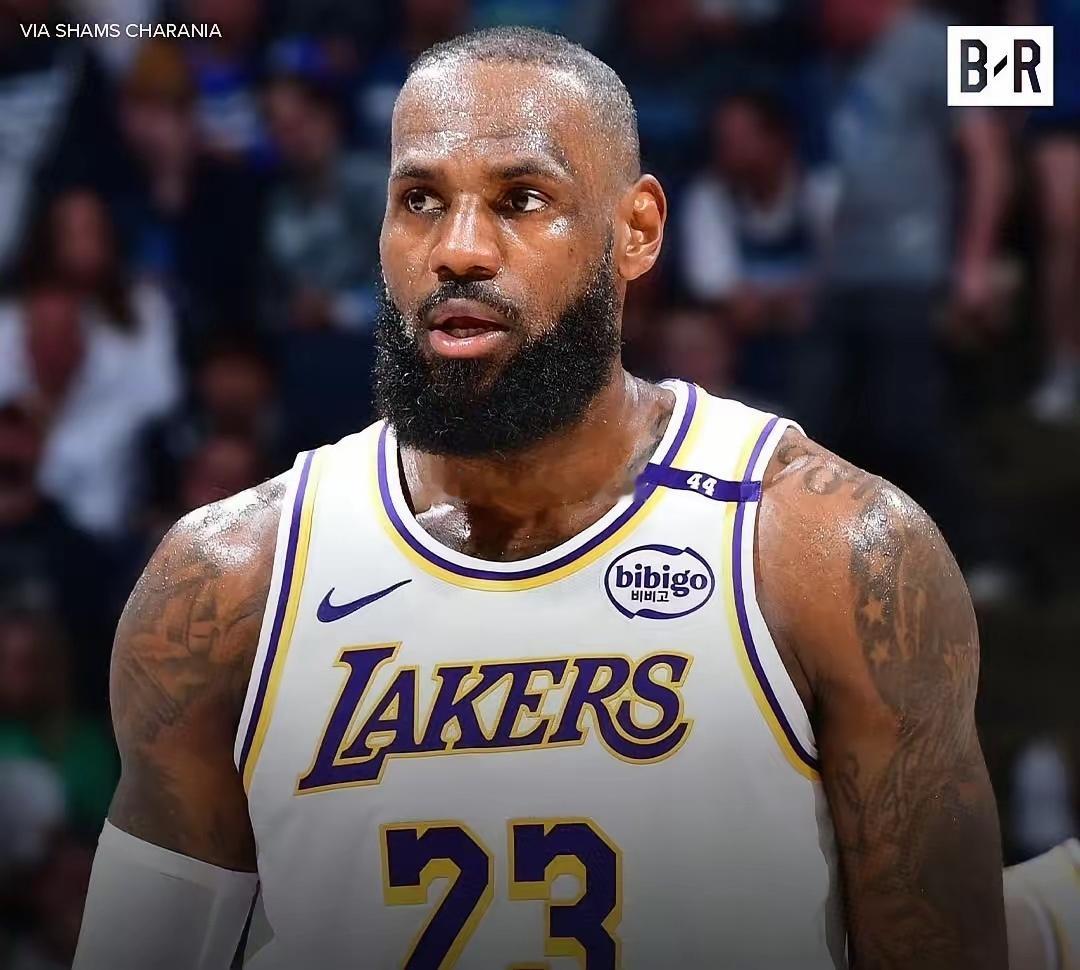 NBA早安新闻：独行侠当地媒体报道，拉塞尔在训练中的态度和防守端的散漫表现引起了