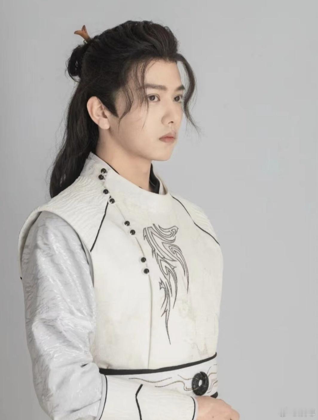 女主强制爱男主强制恨  前一世女主错付渣男，临盆被弃，幡然醒悟后二嫁真爱男主。一
