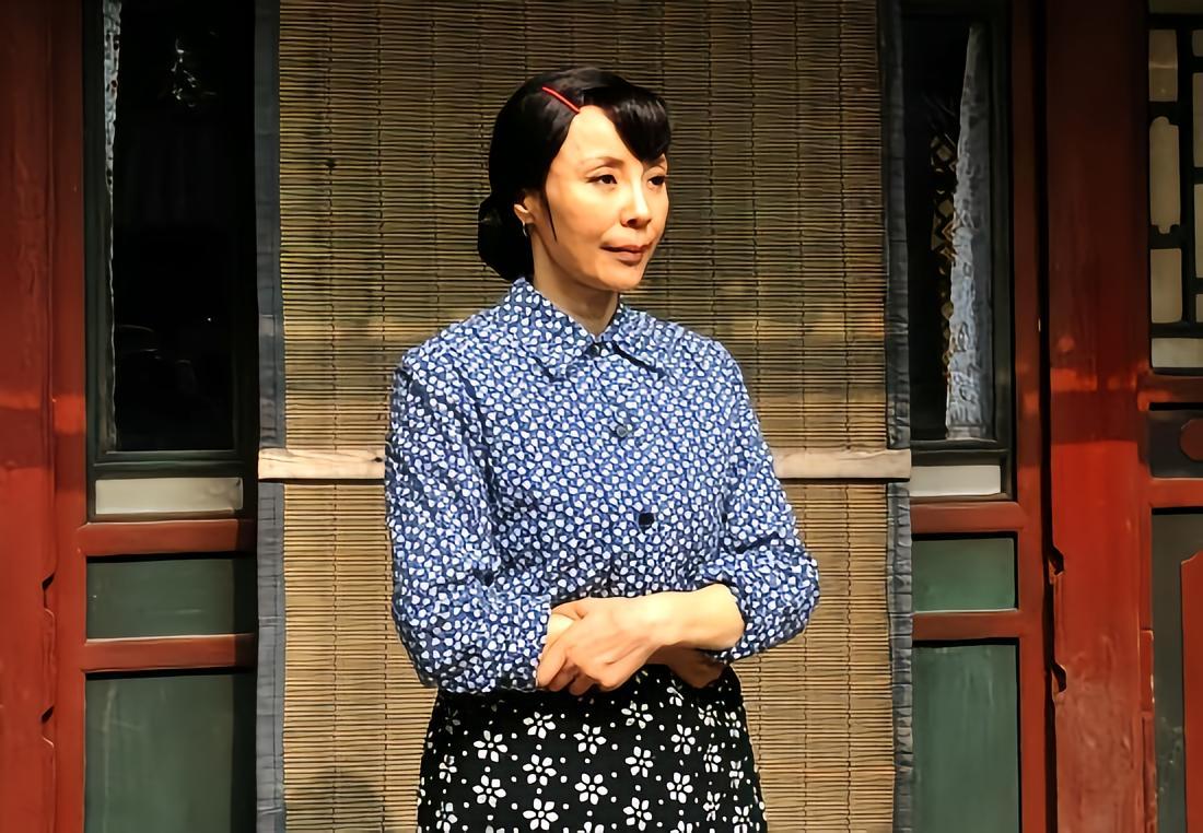 岳秀清，1967年3月22日，出生在中国北京市，是中国内地演员，北京人民艺术剧院
