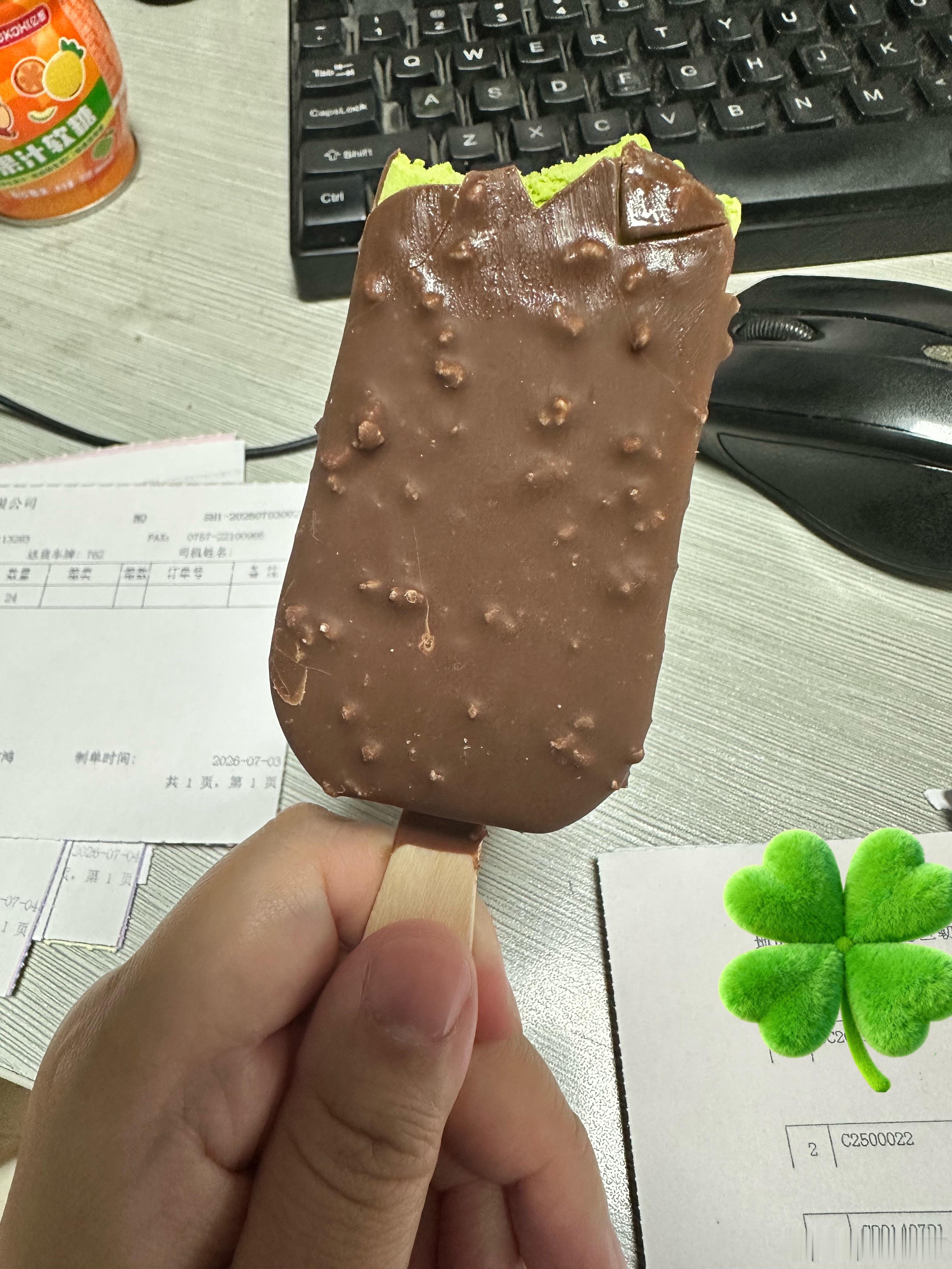 抹茶味好吃淡淡的 
