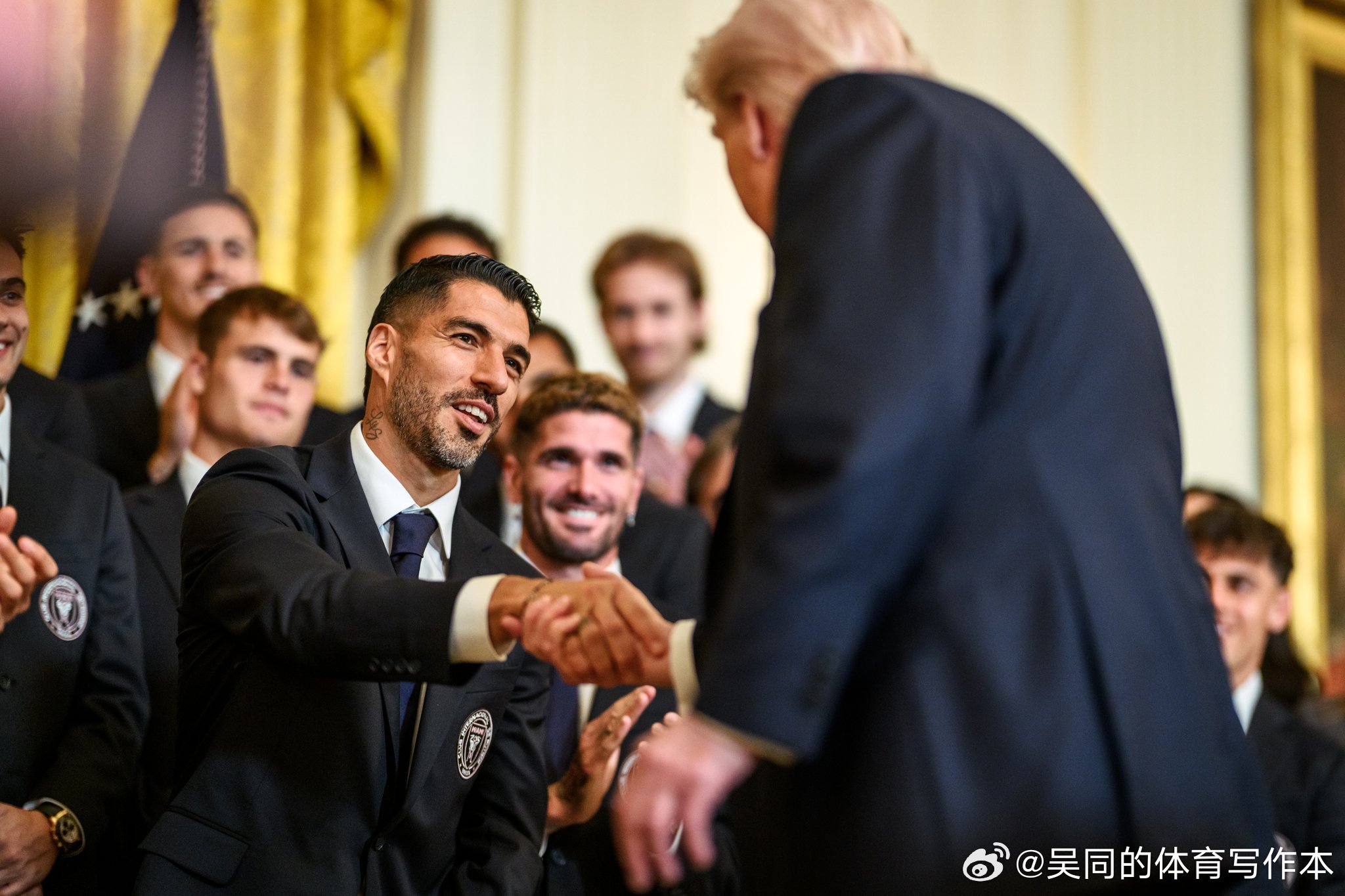 【黄金时代】川普与梅西苏亚雷斯率领来访的迈阿密队在白宫相聚，更多合影！川普主义研