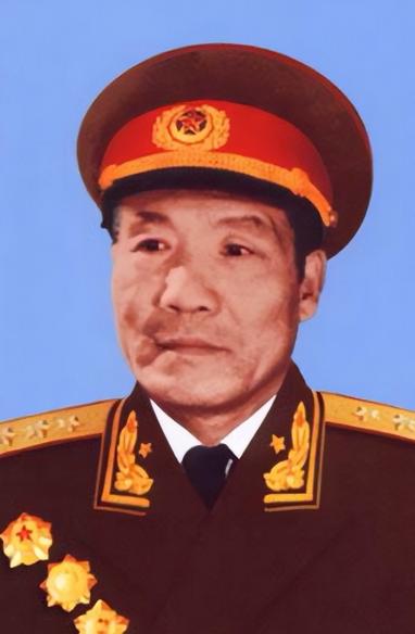 1955年授衔前，妻子问李达评什么衔，他说："可能中将，也可能少将，我贡献太少。
