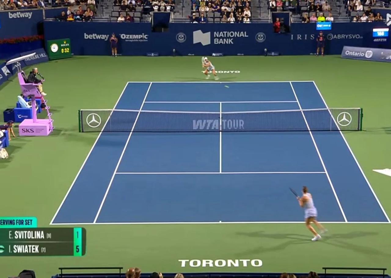 2026跟着网球环游世界
     WTA1000罗杰斯杯半决赛女子第一场单打正