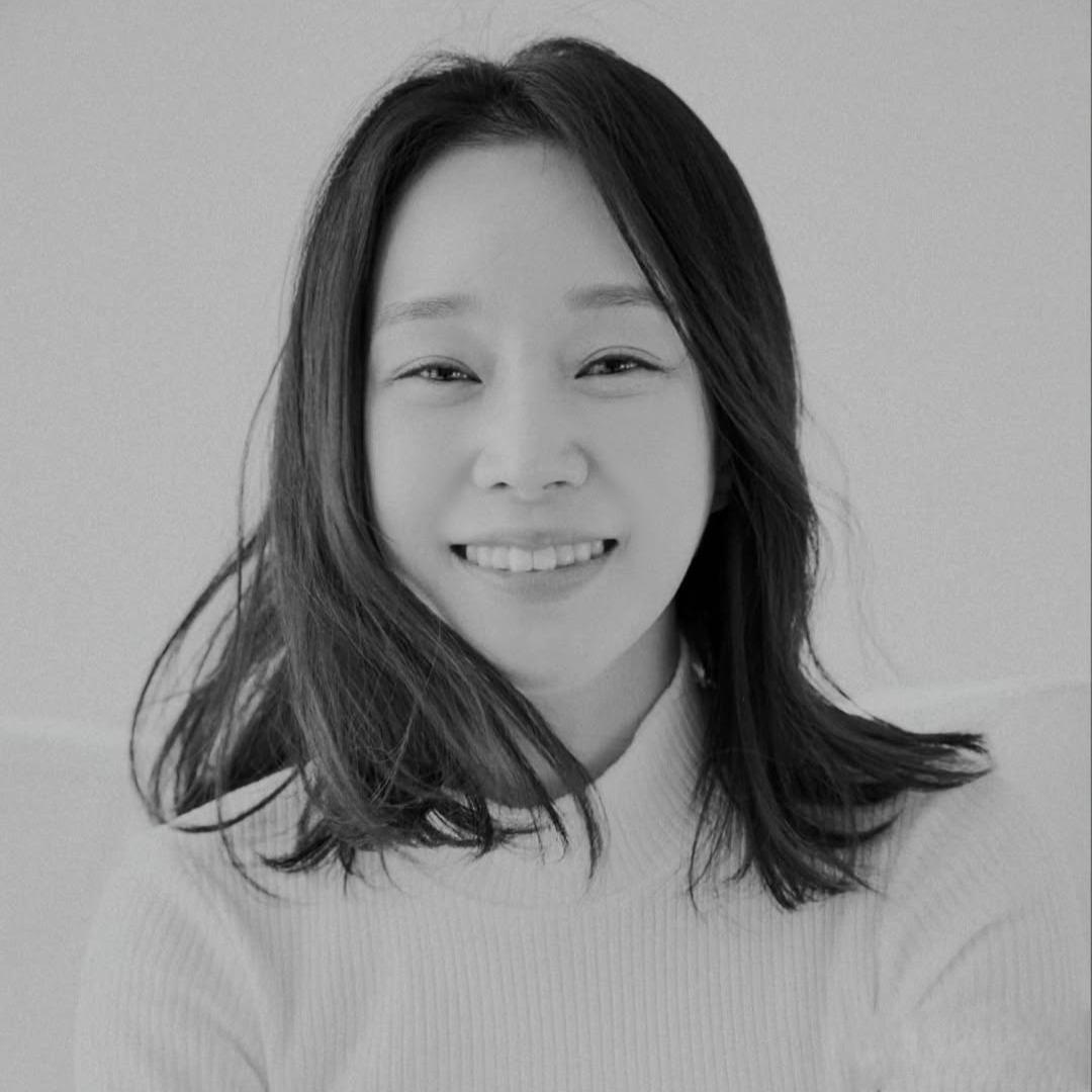 韩国女星李屿迩去世为啥韩国女星总是会突然去世…韩国43岁顶流女星李屿迩去世，曾经