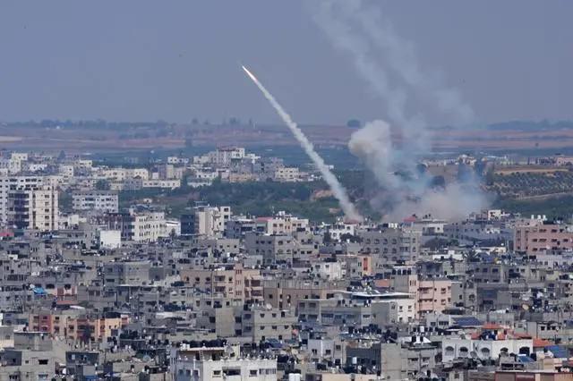 第三方已参战，拜登政府遭围攻，中俄立场一致！

巴以冲突不断升级，甚至有第三方加