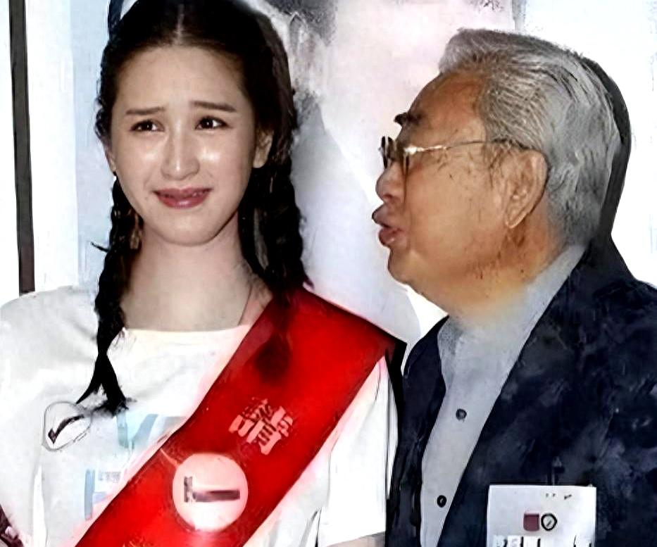 “16岁体操女神 / 20岁献身七旬干爹 / 如今过得如何”+“跪地奉茶”+“取
