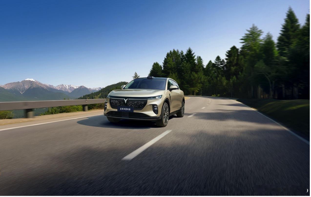 岚图纯电 SUV“知音”上市，全系标配华为乾崑智驾 ADS 4 系统与鸿蒙座舱，