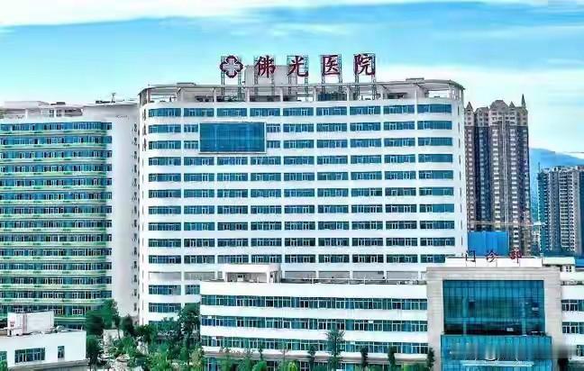 四川峨眉山市李先生遭遇了人间悲剧。10月31日，怀胎37+2周的妻子出现宫缩后入