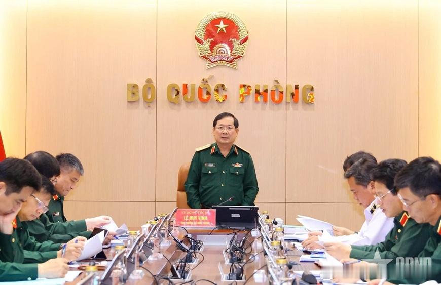 2025年11月10日下午，越共中央委员、国防部副部长Lê Huy Vịnh黎辉