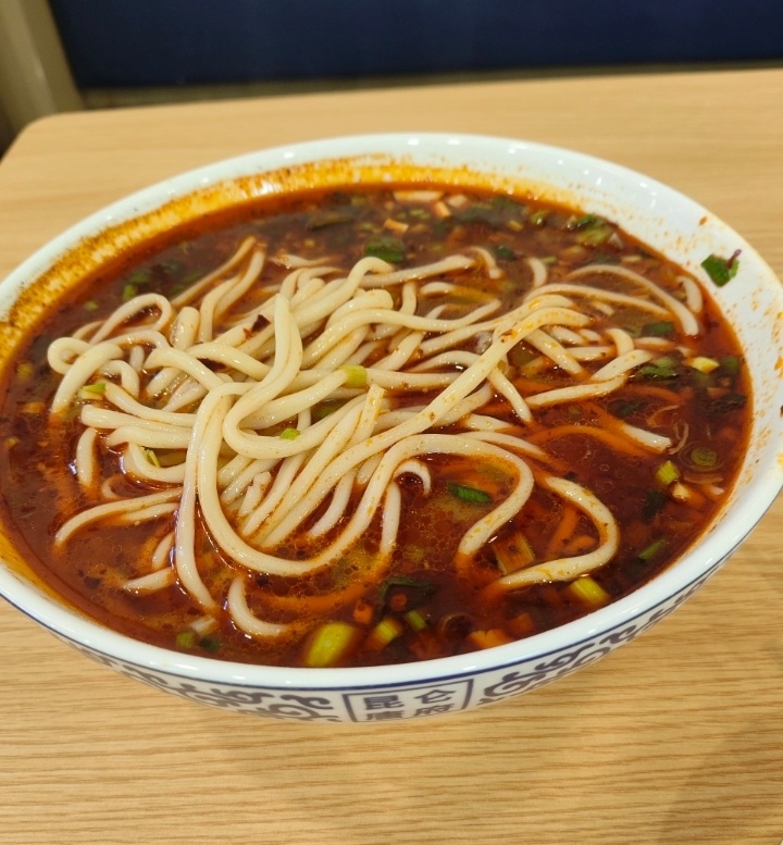 中午了，到吃午饭的时候了，开始放毒 ！分享日常！随便吃点！ 