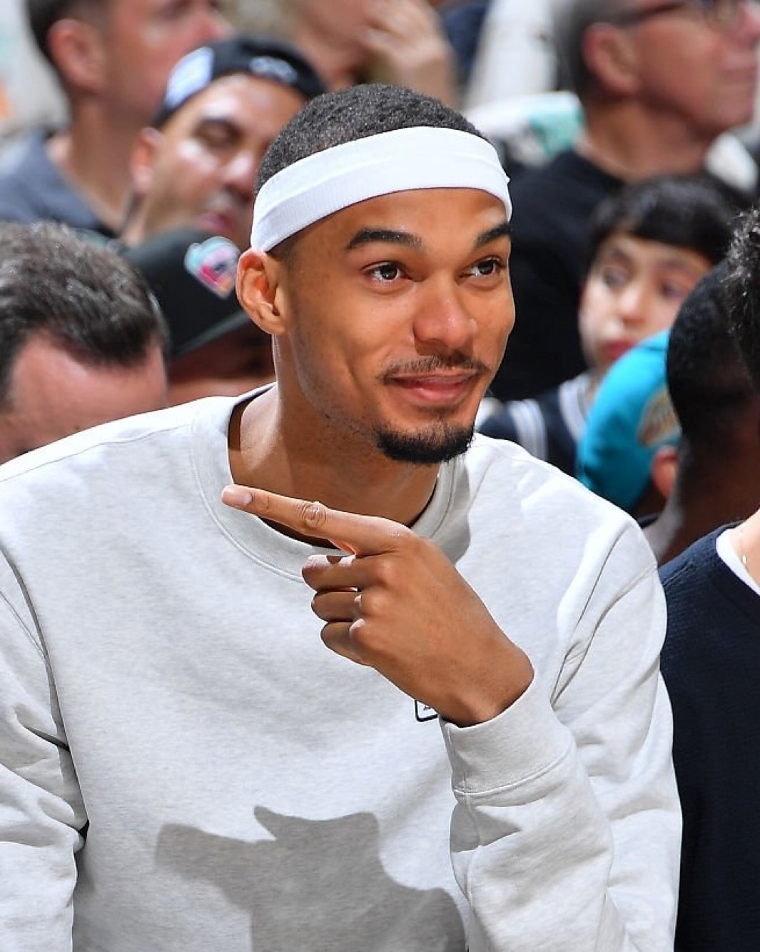 维克托·文班亚马即将迎来他的 NBA 季后赛首秀“我已经准备得不能再好了。这个时