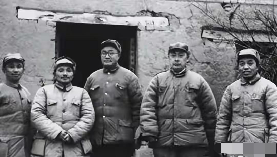 猜猜这同框的五位老前辈都是谁？