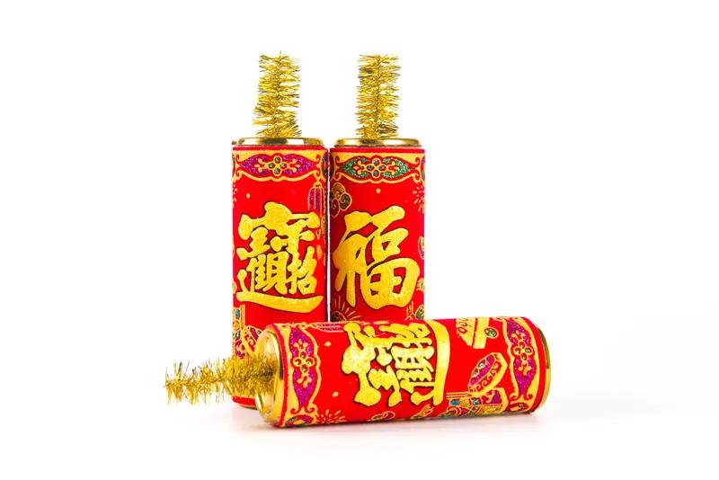 揪心！两名小孩扔爆竹，1200年古树被烧穿，官方通报来了
 
你敢信吗？一棵熬过