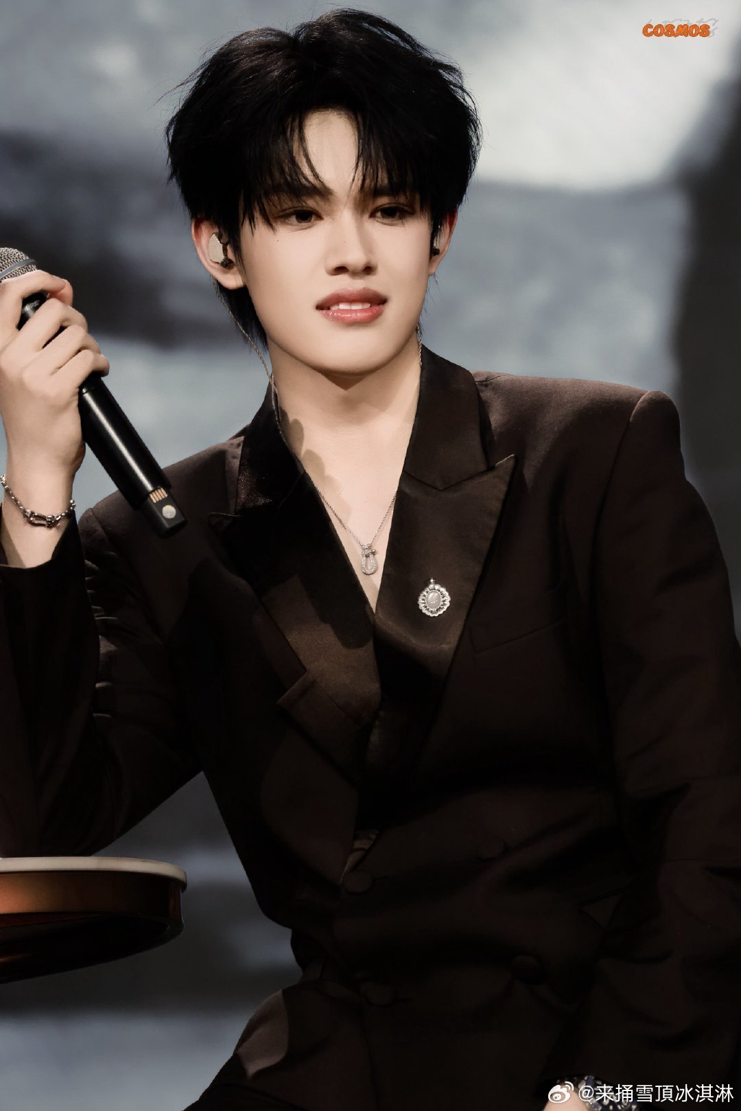 张极说希望大家能一直喜欢我 《到时说爱我》好戳人，是张极对所有支持者最真诚的回应