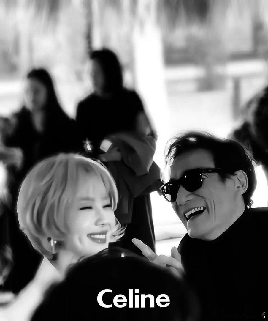 刘诗诗这波是不是出了神图了？Celine大秀成功出神图了[酷][酷]酷姐&绅士完