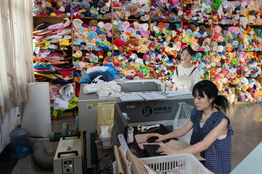 谈到中国制造业价值链生态位，问题的核心就是，我们赚的钱，来自体力的“出汗”，还是