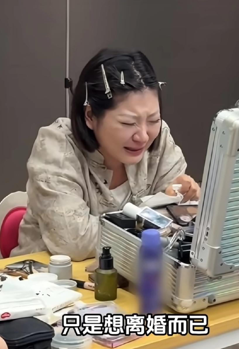 王暖暖离不了婚我忍了
她在ICU婆婆搬空家里我也忍了
但最不能忍的是，王暖暖彻底