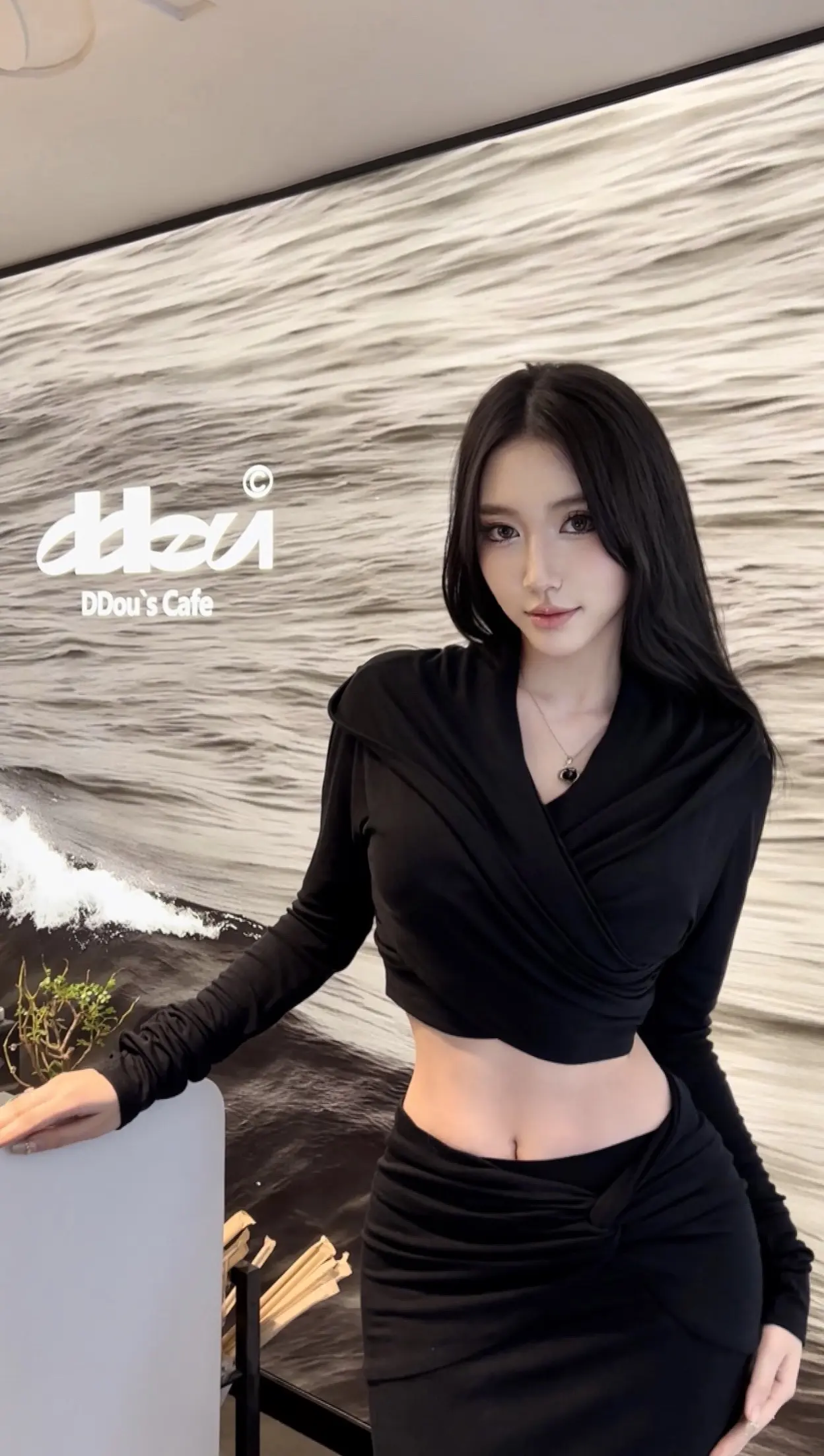 美就嗯一下。嗯
