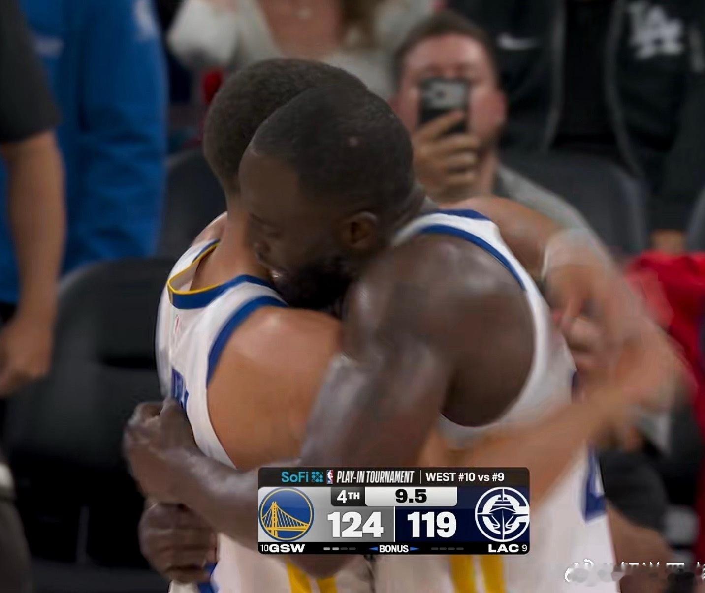 这才是篮球。对比早场的魔术那打的真如一坨狗屎。雷霆谢谢勇士！ 雷霆