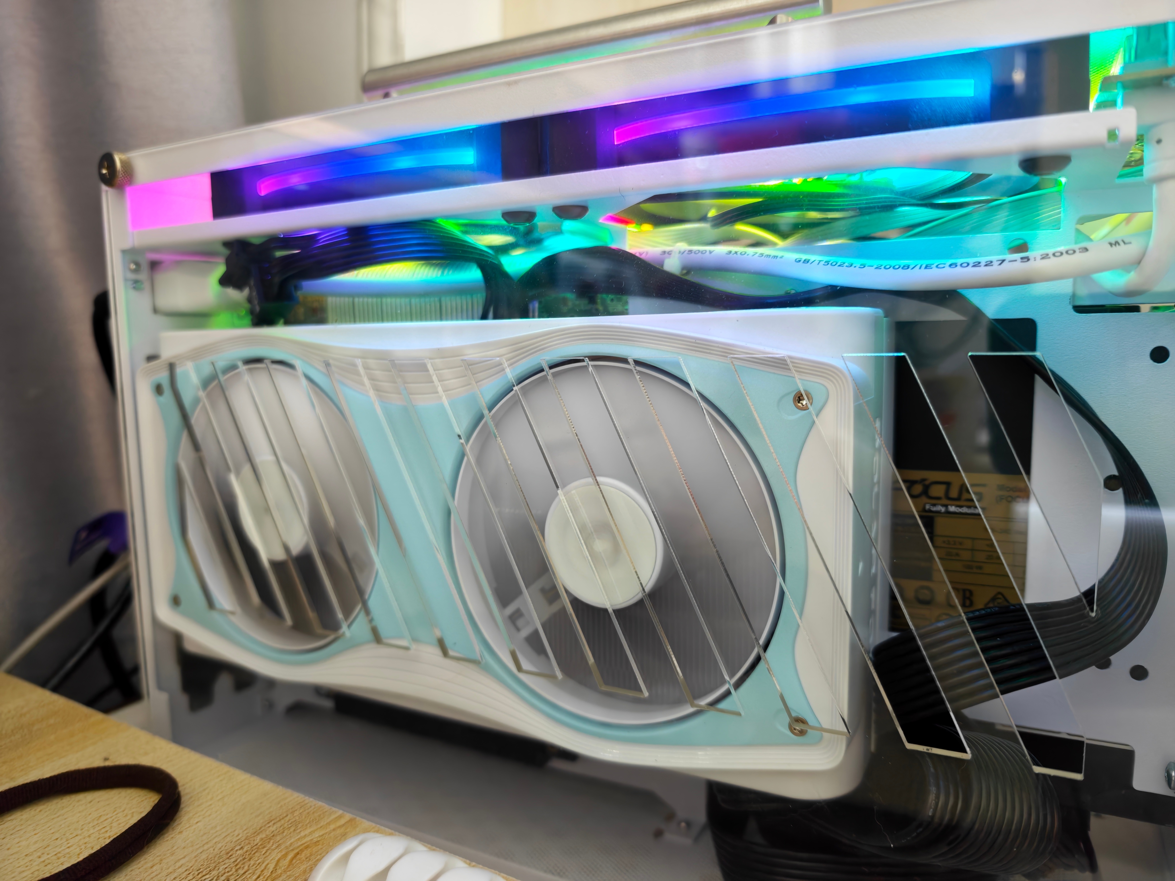 我现在发现学习能力真的特别重要，像是会折腾电脑装机，手机刷机，搞各种电视盒子，N