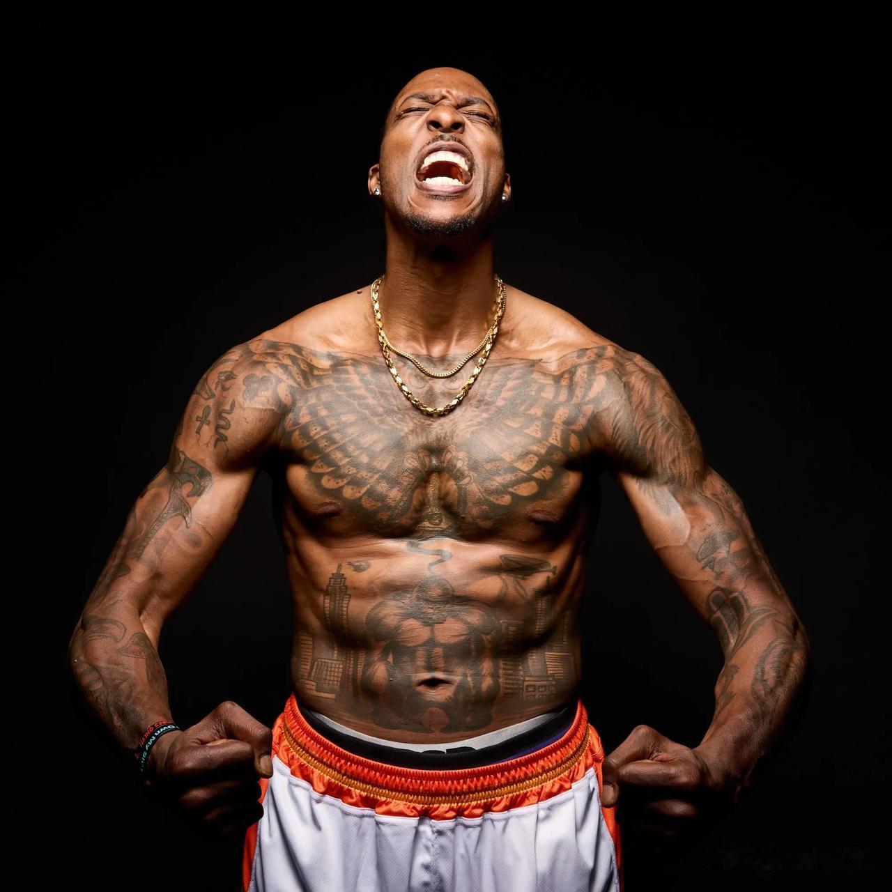 谁还缺中锋？霍华德lns晒训练成果，40岁了身材依然顶级


今日，前NBA球员