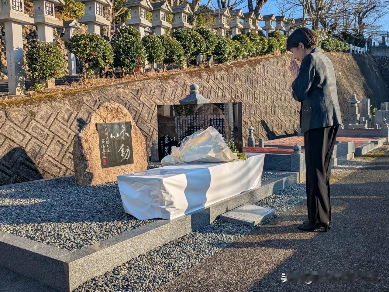 有消息了，两天没有露面的日本首相高市早苗今天(1月12日)发文称:“正如韩国总统