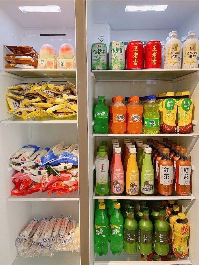 夏天的安全感来自冰箱[心] ​​​