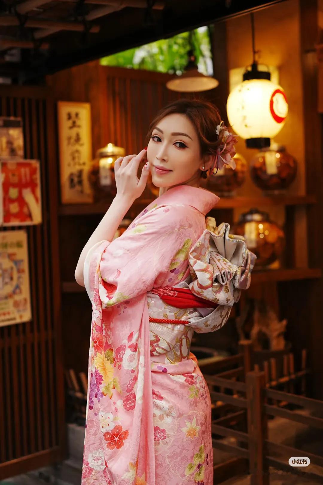 话说香港近几年就推出了许多样靓身材正，气质也相当不错的新晋模特，而吴熙榆就是其中