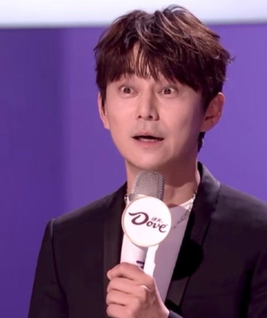 原本只有一个名额真的太残酷，还好有何老师挺身而出，让更多好声音被听见，这样的助力