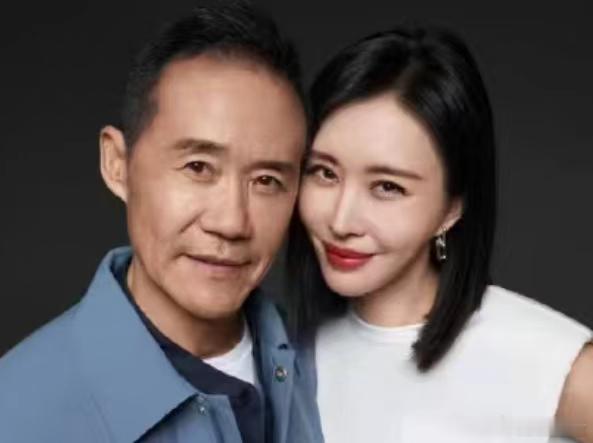 开年第一瓜，砸向王石！关于委内瑞拉的事情，各种消息铺天盖地，差不多每隔几分钟就要