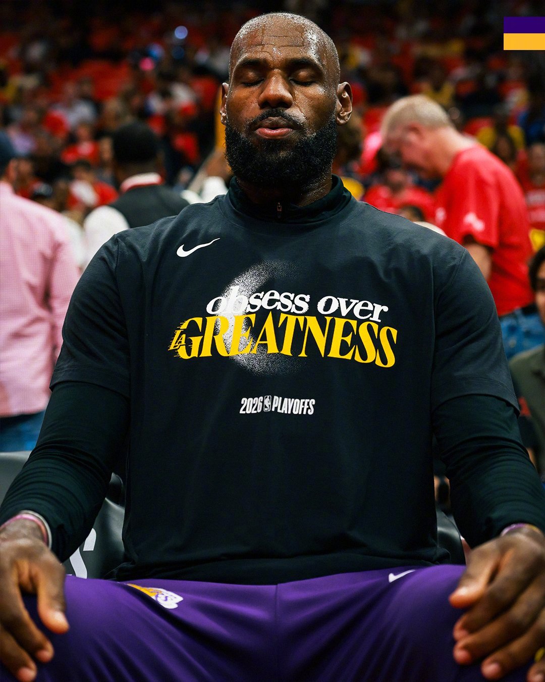 詹姆斯得分达到两位数，10分4板9助。雷迪克也在最后7分钟左右宣布认输换下主力。