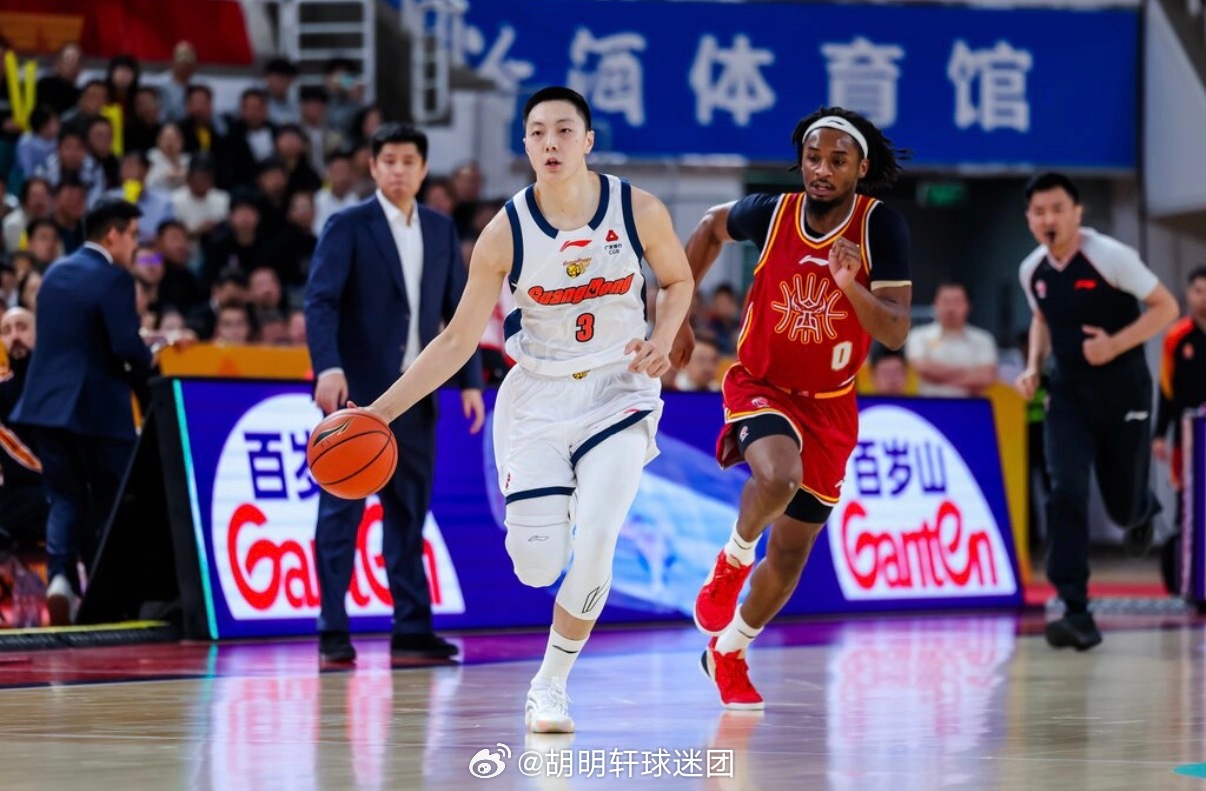 胡明轩南京男篮vs广东男篮 【2025-2026赛季CBA联赛常规赛第14轮】?
