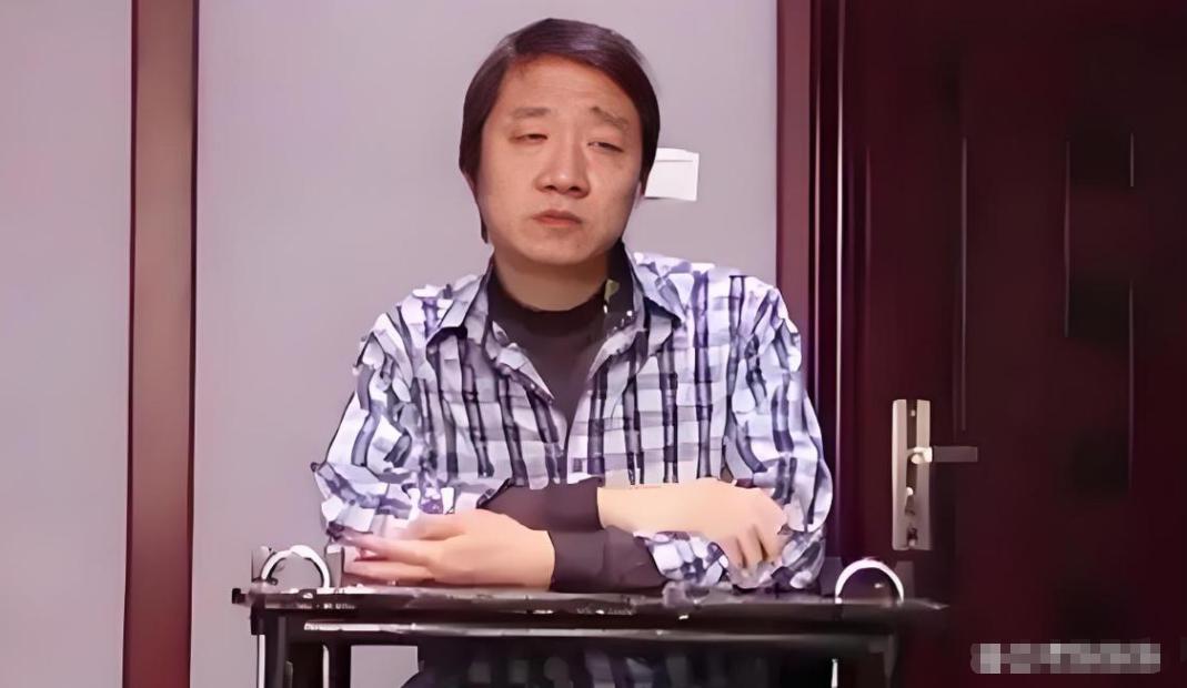 谁敢信？亲手铸就中国电磁炮这柄国之重器的核心专家，竟是潜伏最深的美国间谍！他三年