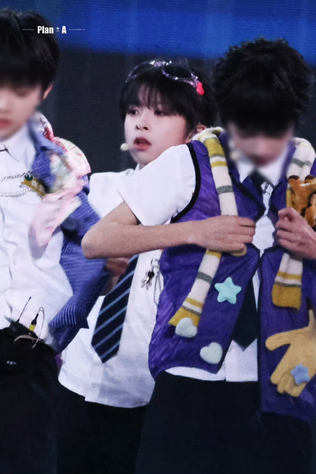 余政霖🏻🏻猜你想搜✍️【余政霖 五代顶级视觉中心】萌到起飞😲完全就是妈粉天