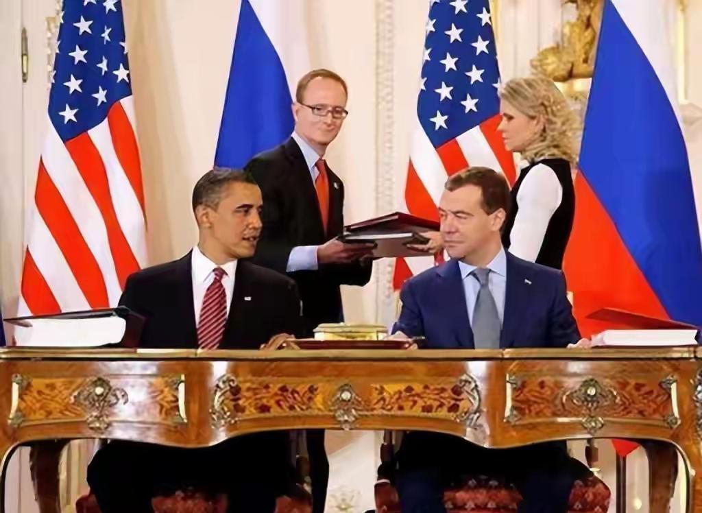 高市爆出新计划，俄美联合发出警告，普京动作令人意外