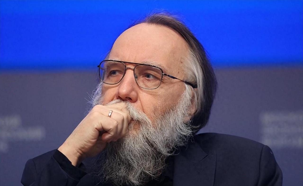 “俄罗斯国师”杜金预言：下一个爆发战争的地方，不是南海也不是台海，而是在这个地方